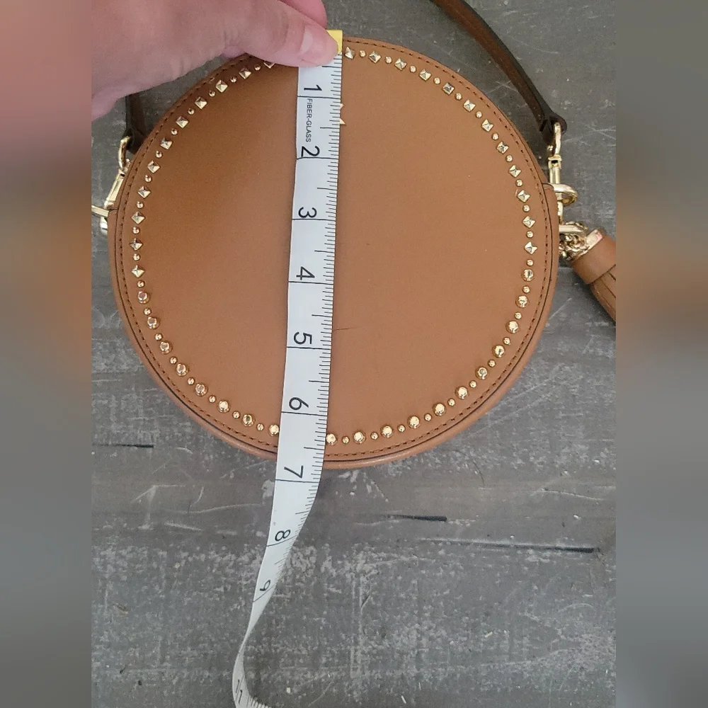 Michael Kors Crossbody Leather Canteen Bag in Acorn